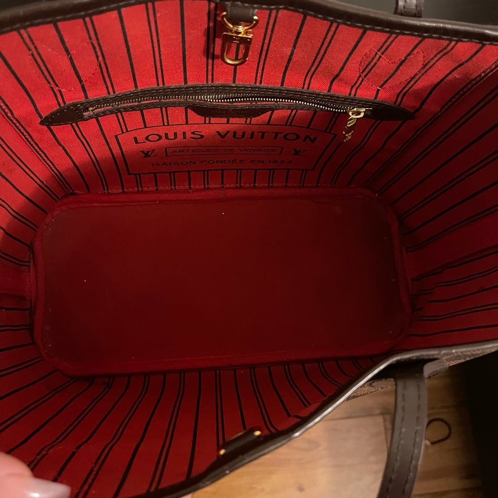 Louis Vutton  never full PM